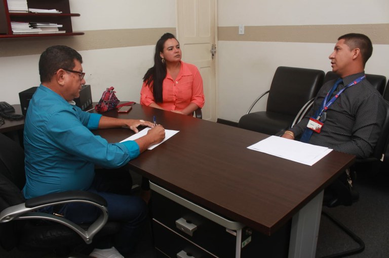 Agência Bancária presta esclarecimentos à Câmara de Parintins
